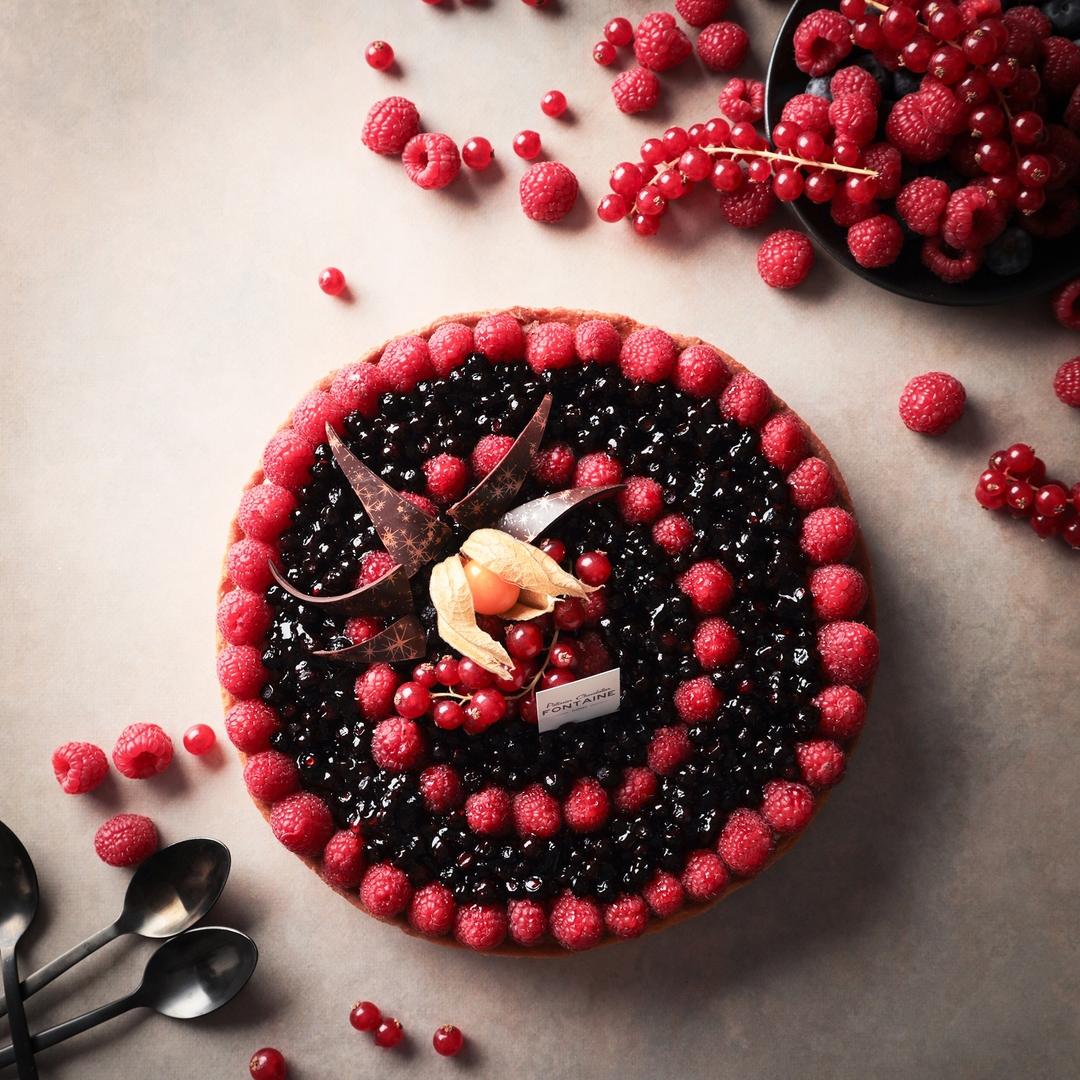 Photographe culinaire alimentaire patisserie annecy haute savoie lestudioz emmanuel cagnart 1080 image tarte saison fruits rouges framboise gourmandise